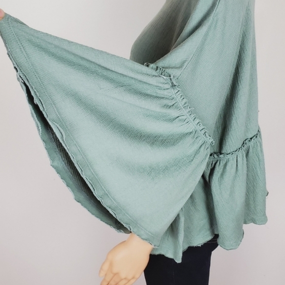 FINAL PRICE 🔥Urban outfitters oversized wide sleeve top size XL - Picture 8 of 10